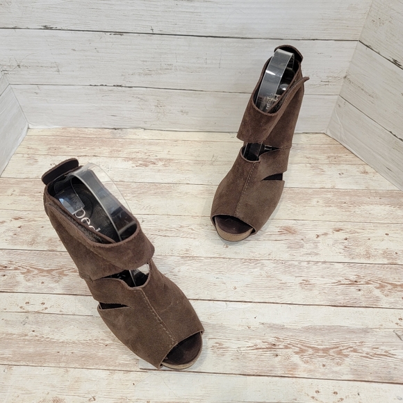 Pedro Garcia brown suede platform heels - Picture 5 of 13